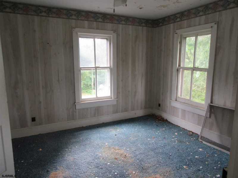 1060 Dragston, Dividing Creek, New Jersey 08315, 3 Bedrooms Bedrooms, 6 Rooms Rooms,1 BathroomBathrooms,Residential,For Sale,Dragston,541502