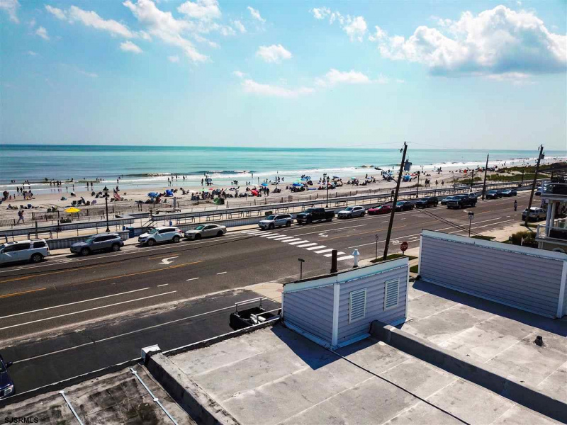 1101 Brigantine, Brigantine, New Jersey 08203, 3 Bedrooms Bedrooms, 6 Rooms Rooms,2 BathroomsBathrooms,Condominium,For Sale,Brigantine,541460
