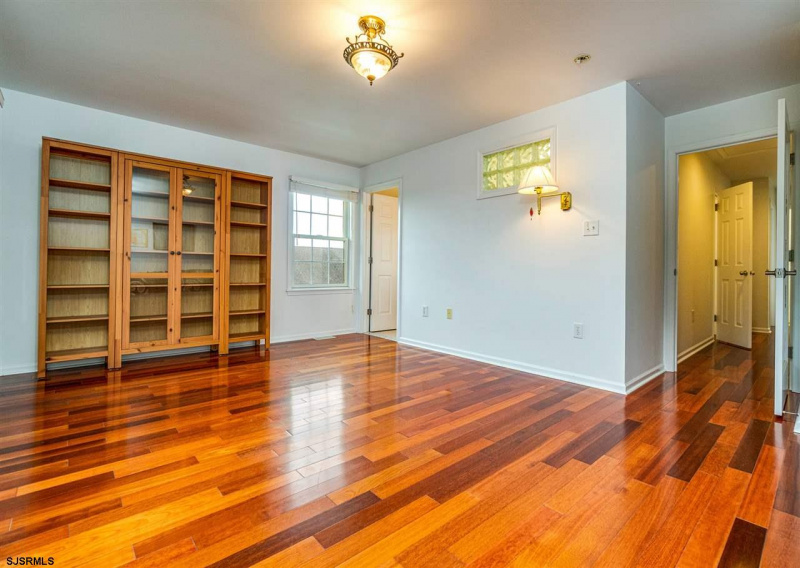 901 Shore, Somers Point, New Jersey 08244, 4 Bedrooms Bedrooms, 7 Rooms Rooms,3 BathroomsBathrooms,Condominium,For Sale,Shore,541505