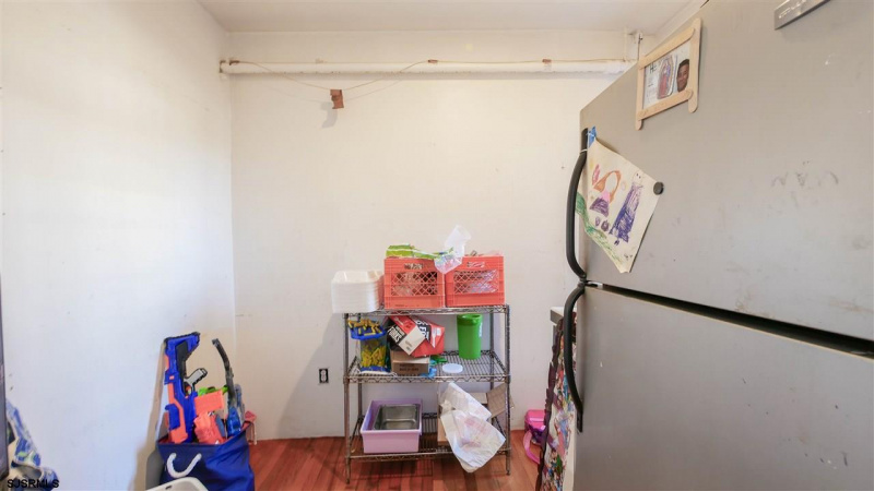 210 Brighton, Atlantic City, New Jersey 08401, 4 Bedrooms Bedrooms, 7 Rooms Rooms,1 BathroomBathrooms,Residential,For Sale,Brighton,541506
