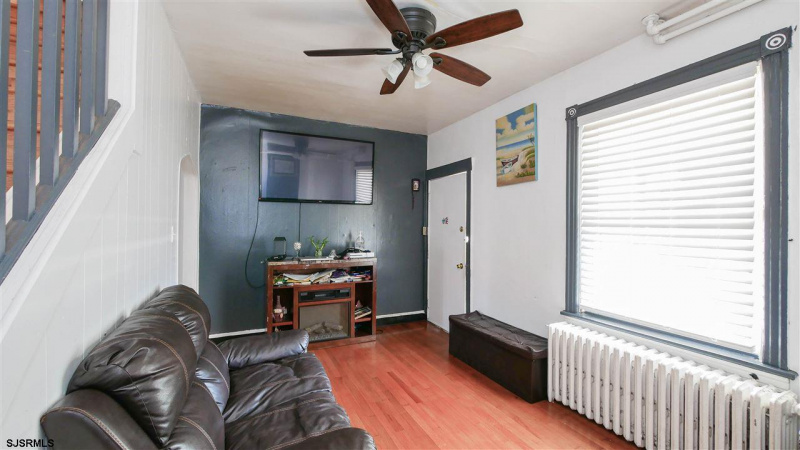 210 Brighton, Atlantic City, New Jersey 08401, 4 Bedrooms Bedrooms, 7 Rooms Rooms,1 BathroomBathrooms,Residential,For Sale,Brighton,541506
