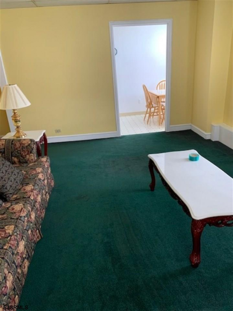 117 Dr. Martin Luther King, New Jersey 08401, 1 Bedroom Bedrooms, 4 Rooms Rooms,1 BathroomBathrooms,Rental non-commercial,For Sale,Dr. Martin Luther King,541526