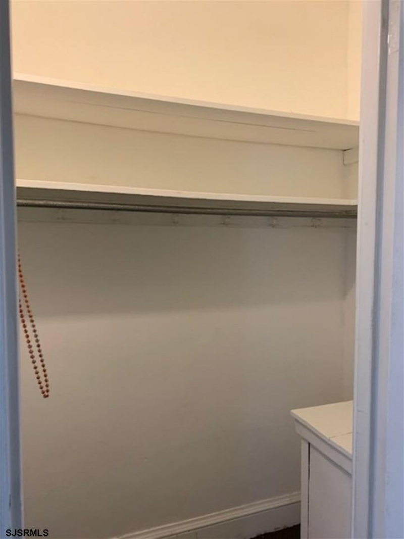 117 Dr. Martin Luther King, New Jersey 08401, 1 Bedroom Bedrooms, 4 Rooms Rooms,1 BathroomBathrooms,Rental non-commercial,For Sale,Dr. Martin Luther King,541528
