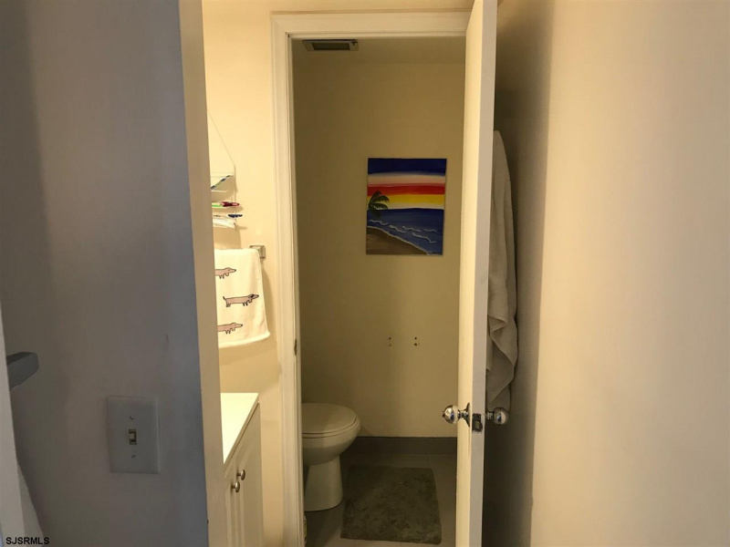 3851 Boardwalk, New Jersey 08401, 4 Rooms Rooms,1 BathroomBathrooms,Rental non-commercial,For Sale,Boardwalk,541537
