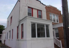 139 Newport Ave, Ventnor, New Jersey 08406, 3 Bedrooms Bedrooms, 6 Rooms Rooms,1 BathroomBathrooms,Residential,For Sale,Newport Ave,541582