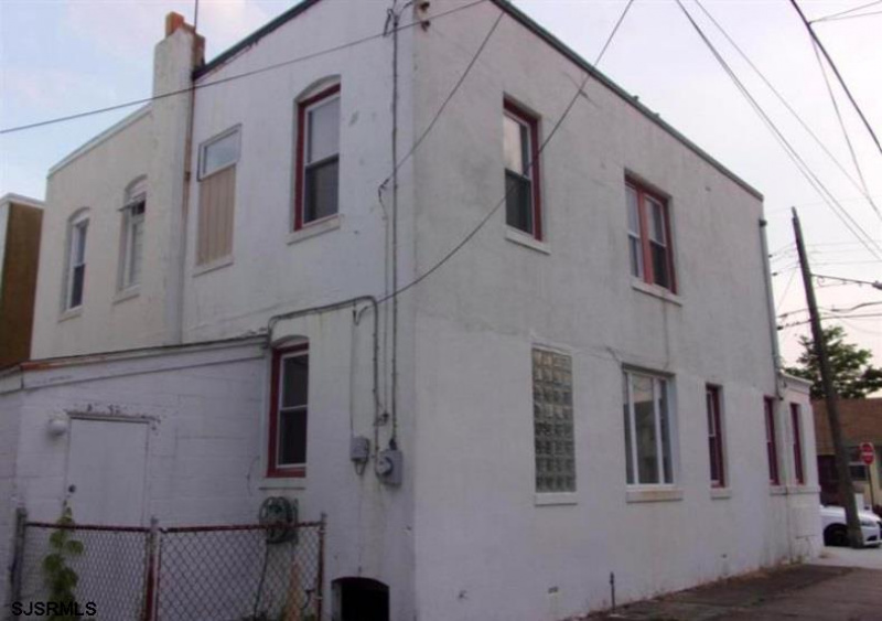 139 Newport Ave, Ventnor, New Jersey 08406, 3 Bedrooms Bedrooms, 6 Rooms Rooms,1 BathroomBathrooms,Residential,For Sale,Newport Ave,541582