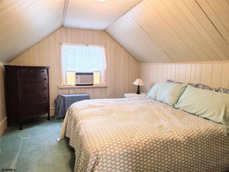 18 30th, New Jersey 08403, 4 Bedrooms Bedrooms, 7 Rooms Rooms,1 BathroomBathrooms,Rental non-commercial,For Sale,30th,541613