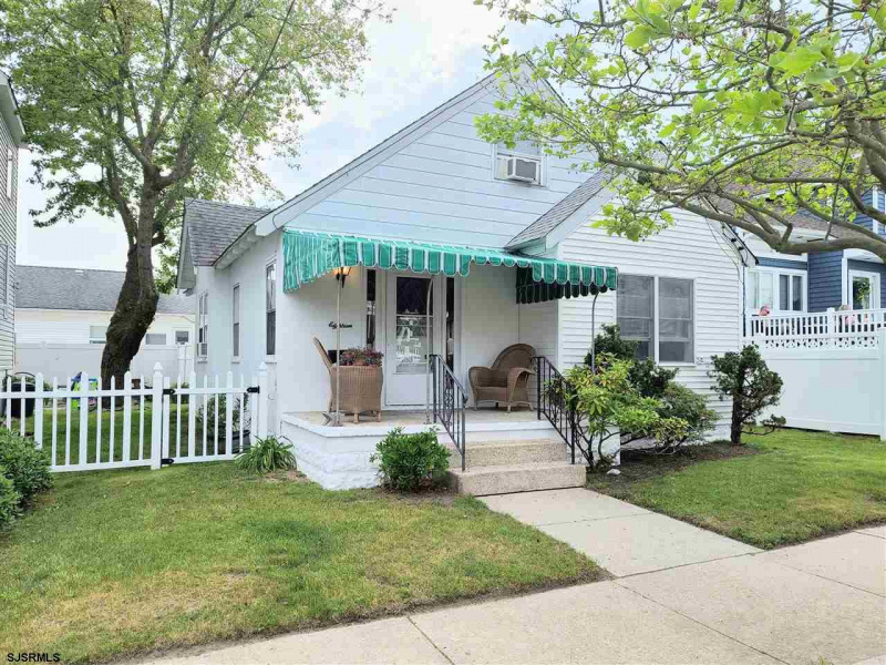 18 30th, New Jersey 08403, 4 Bedrooms Bedrooms, 7 Rooms Rooms,1 BathroomBathrooms,Rental non-commercial,For Sale,30th,541613