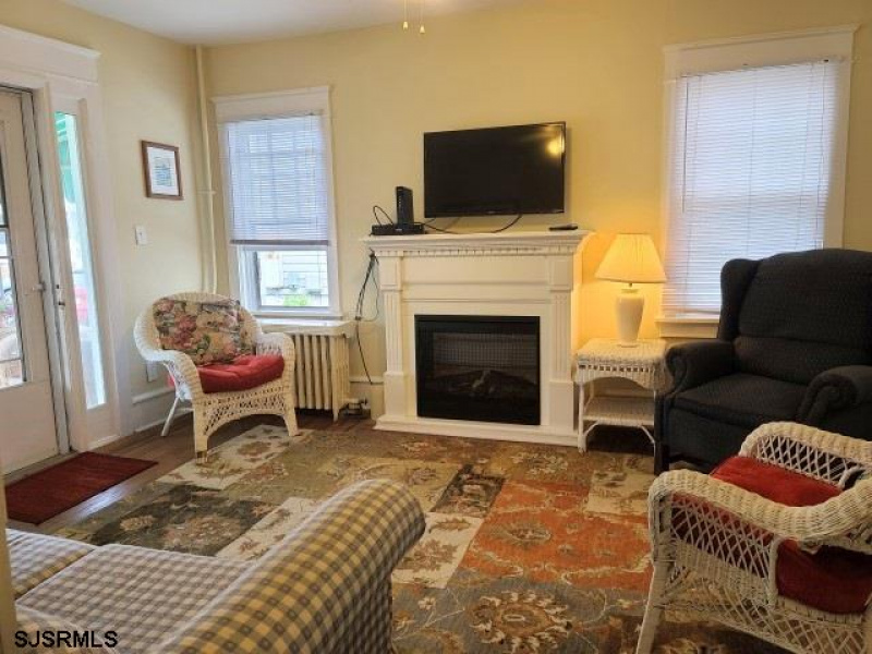 18 30th, New Jersey 08403, 4 Bedrooms Bedrooms, 7 Rooms Rooms,1 BathroomBathrooms,Rental non-commercial,For Sale,30th,541613