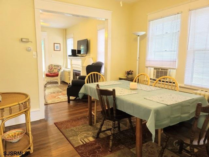 18 30th, New Jersey 08403, 4 Bedrooms Bedrooms, 7 Rooms Rooms,1 BathroomBathrooms,Rental non-commercial,For Sale,30th,541613