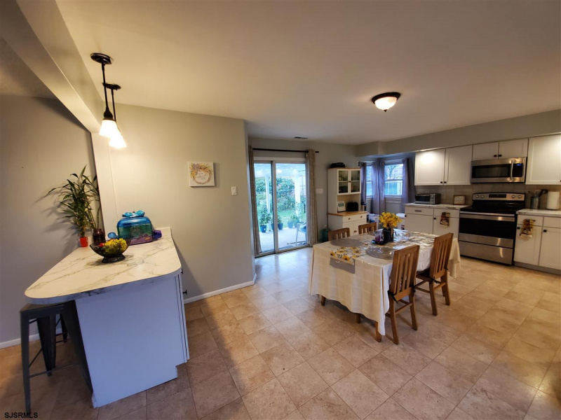105 Chatham Ave, Pleasantville, New Jersey 08232, 3 Bedrooms Bedrooms, 5 Rooms Rooms,1 BathroomBathrooms,Residential,For Sale,Chatham Ave,541601