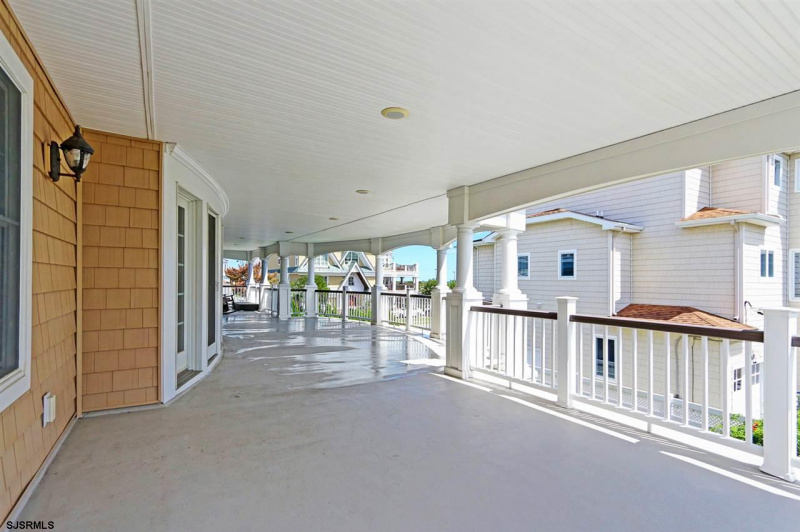 2700 Ocean Ave, Brigantine, New Jersey 08203, 7 Bedrooms Bedrooms, 14 Rooms Rooms,7 BathroomsBathrooms,Residential,For Sale,Ocean Ave,541607