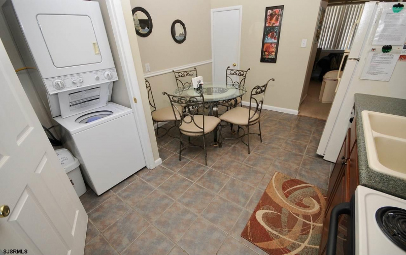 800 Beach, Brigantine, New Jersey 08203, 3 Bedrooms Bedrooms, 5 Rooms Rooms,2 BathroomsBathrooms,Condominium,For Sale,Beach,541612