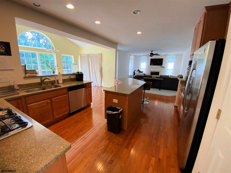 114 Trotter, Egg Harbor Township, New Jersey 08234, 4 Bedrooms Bedrooms, 14 Rooms Rooms,2 BathroomsBathrooms,Residential,For Sale,Trotter,541623
