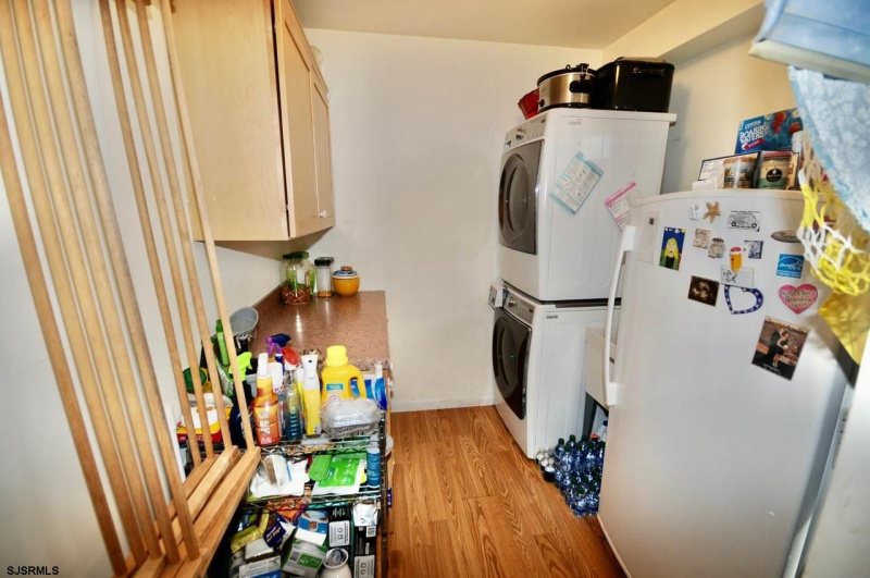 2100 Brigantine Ave, Brigantine, New Jersey 08203-0103, 5 Bedrooms Bedrooms, 12 Rooms Rooms,4 BathroomsBathrooms,Residential,For Sale,Brigantine Ave,541632