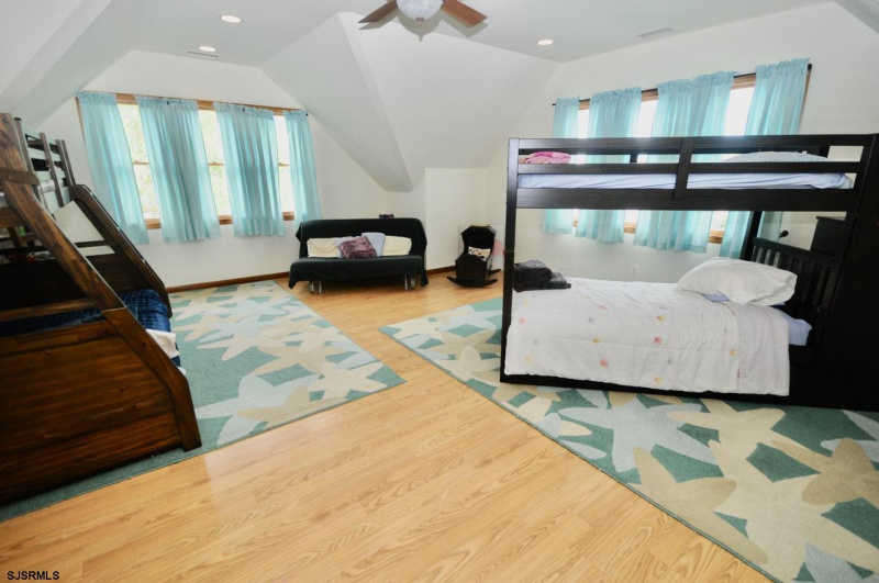 2100 Brigantine Ave, Brigantine, New Jersey 08203-0103, 5 Bedrooms Bedrooms, 12 Rooms Rooms,4 BathroomsBathrooms,Residential,For Sale,Brigantine Ave,541632