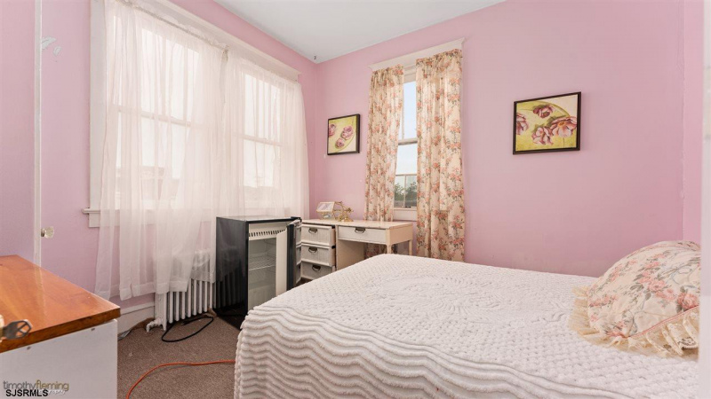 2207 Atlantic Ave, North Wildwood, New Jersey 08260, 7 Bedrooms Bedrooms, 13 Rooms Rooms,3 BathroomsBathrooms,Residential,For Sale,Atlantic Ave,541634