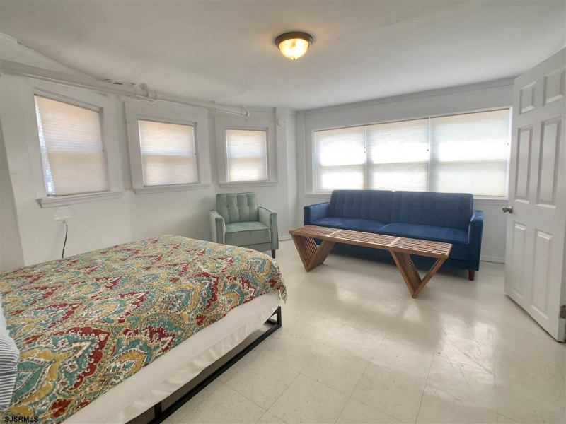 4805 Ventnor, Ventnor, New Jersey 08406, 1 Bedroom Bedrooms, 3 Rooms Rooms,1 BathroomBathrooms,Condominium,For Sale,Ventnor,541640