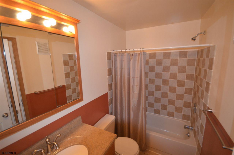 153 Heathercroft, Egg Harbor Township, New Jersey 08234, 2 Bedrooms Bedrooms, 5 Rooms Rooms,1 BathroomBathrooms,Condominium,For Sale,Heathercroft,541651
