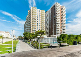 101 Plaza, Atlantic City, New Jersey 08401, 3 Bedrooms Bedrooms, 6 Rooms Rooms,3 BathroomsBathrooms,Condominium,For Sale,Plaza,541660