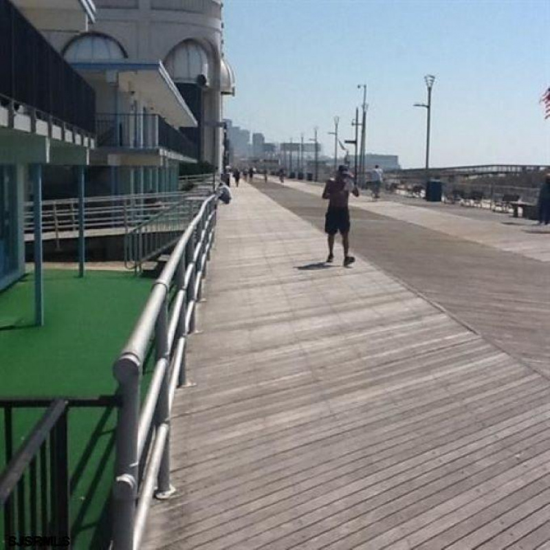 3501 Boardwalk, New Jersey 08401, 1 Room Rooms,1 BathroomBathrooms,Rental non-commercial,For Sale,Boardwalk,541687