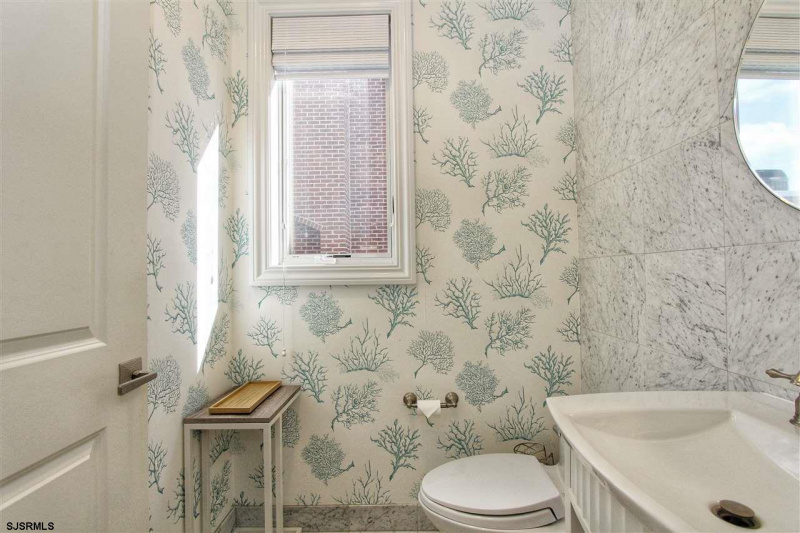 113 Harvard, Ventnor, New Jersey 08406, 5 Bedrooms Bedrooms, 13 Rooms Rooms,4 BathroomsBathrooms,Residential,For Sale,Harvard,541686