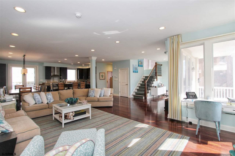 113 Harvard, Ventnor, New Jersey 08406, 5 Bedrooms Bedrooms, 13 Rooms Rooms,4 BathroomsBathrooms,Residential,For Sale,Harvard,541686