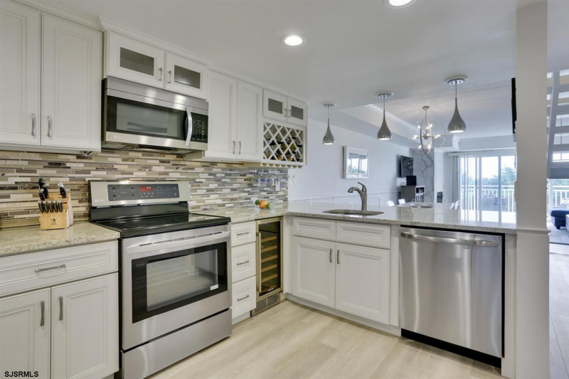 600 Brigantine, Brigantine, New Jersey 08203, 2 Bedrooms Bedrooms, 6 Rooms Rooms,2 BathroomsBathrooms,Condominium,For Sale,Brigantine,541691