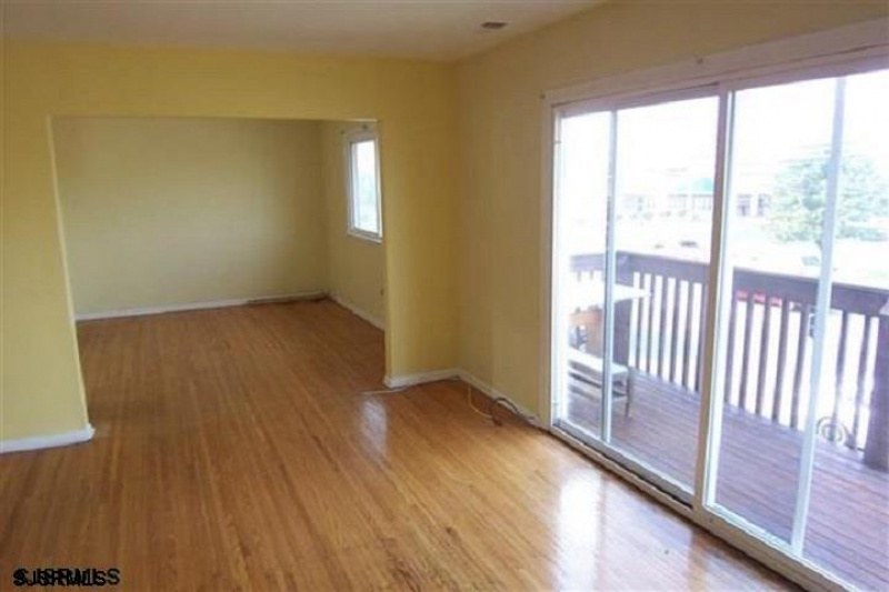 325-327 Lafayette, Ventnor, New Jersey 08406-1024, ,Multi-family,For Sale,Lafayette,541718