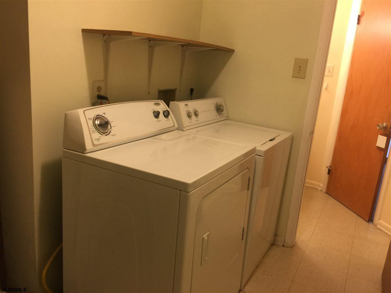 32 GIRARD, New Jersey 08203, 3 Bedrooms Bedrooms, 7 Rooms Rooms,2 BathroomsBathrooms,Rental non-commercial,For Sale,GIRARD,541704