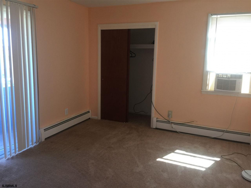32 GIRARD, New Jersey 08203, 3 Bedrooms Bedrooms, 7 Rooms Rooms,2 BathroomsBathrooms,Rental non-commercial,For Sale,GIRARD,541704