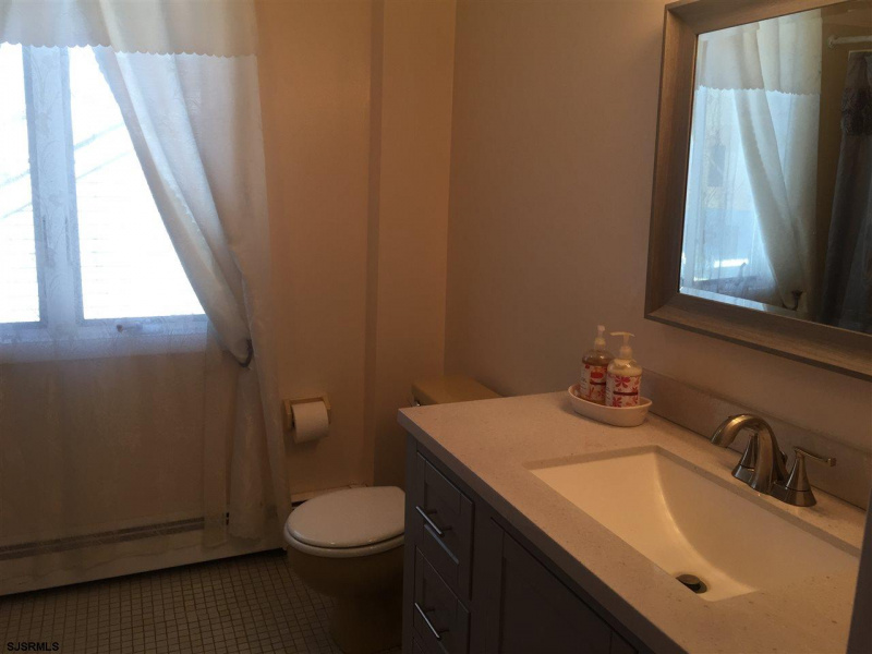 32 GIRARD, New Jersey 08203, 3 Bedrooms Bedrooms, 7 Rooms Rooms,2 BathroomsBathrooms,Rental non-commercial,For Sale,GIRARD,541704