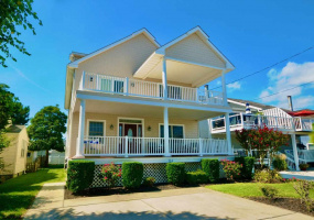 210 4th Street, Brigantine, New Jersey 08203-0103, 4 Bedrooms Bedrooms, 12 Rooms Rooms,2 BathroomsBathrooms,Residential,For Sale,4th Street,541731