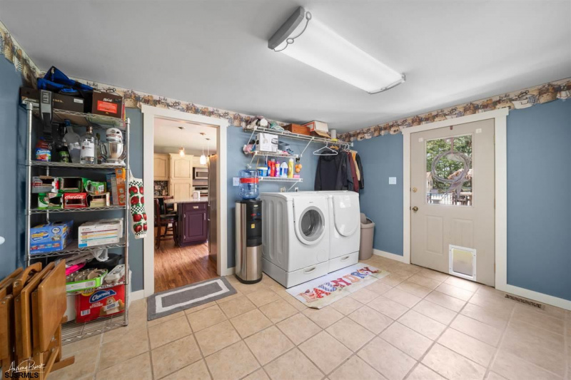 310 Perry Rd, Petersburg, New Jersey 08270, 4 Bedrooms Bedrooms, 13 Rooms Rooms,2 BathroomsBathrooms,Residential,For Sale,Perry Rd,541748