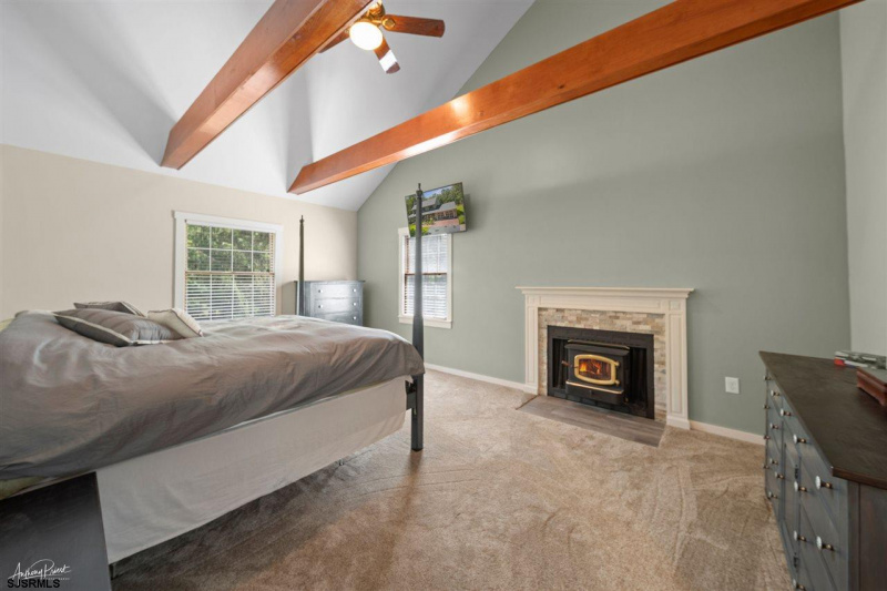 310 Perry Rd, Petersburg, New Jersey 08270, 4 Bedrooms Bedrooms, 13 Rooms Rooms,2 BathroomsBathrooms,Residential,For Sale,Perry Rd,541748