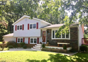 907 Elm Ave, Absecon, New Jersey 08201, 4 Bedrooms Bedrooms, 8 Rooms Rooms,2 BathroomsBathrooms,Residential,For Sale,Elm Ave,541750