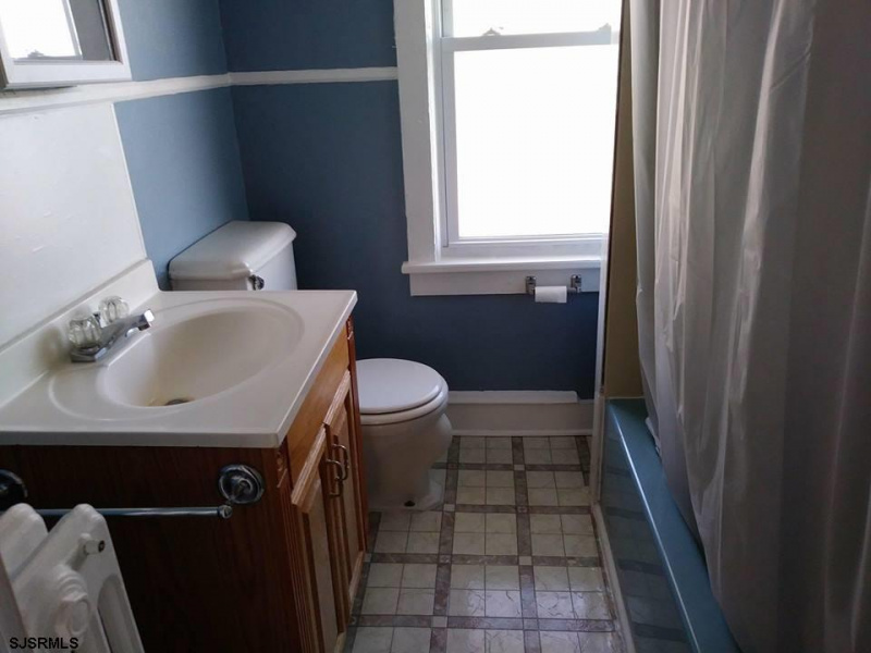 106 Rosborough, New Jersey 08406, 2 Bedrooms Bedrooms, 5 Rooms Rooms,1 BathroomBathrooms,Rental non-commercial,For Sale,Rosborough,541781
