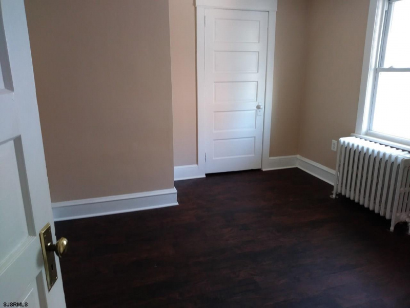 106 Rosborough, New Jersey 08406, 2 Bedrooms Bedrooms, 5 Rooms Rooms,1 BathroomBathrooms,Rental non-commercial,For Sale,Rosborough,541781