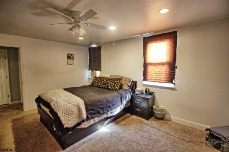 520 Middle, Hammonton, New Jersey 08037, 4 Bedrooms Bedrooms, 8 Rooms Rooms,2 BathroomsBathrooms,Residential,For Sale,Middle,541785