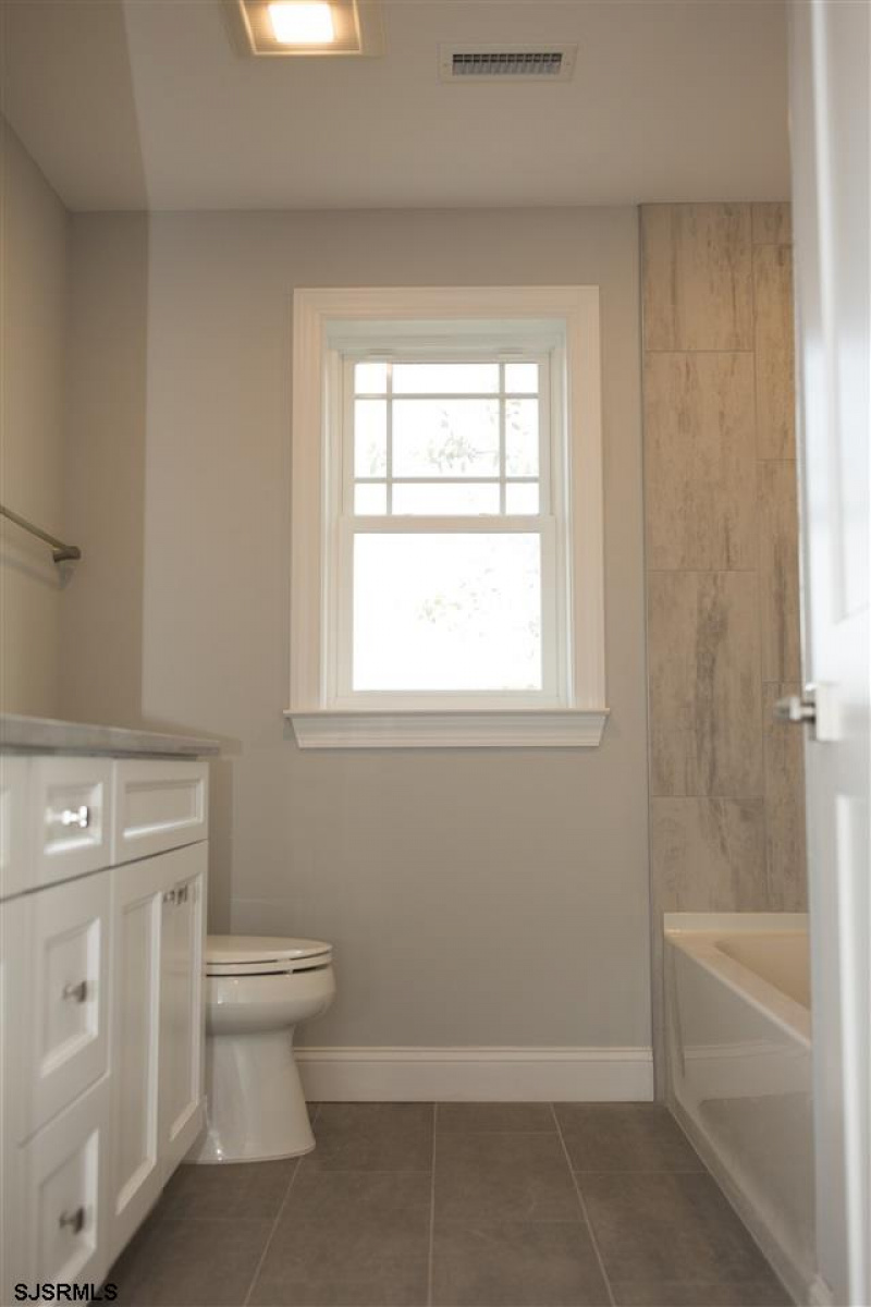 2500 Bayshore Ave, Brigantine, New Jersey 08203, 5 Bedrooms Bedrooms, 4 Rooms Rooms,5 BathroomsBathrooms,Residential,For Sale,Bayshore Ave,541801