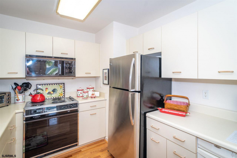 7701 Atlantic, Margate, New Jersey 08402, 1 Bedroom Bedrooms, 3 Rooms Rooms,2 BathroomsBathrooms,Condominium,For Sale,Atlantic,541786