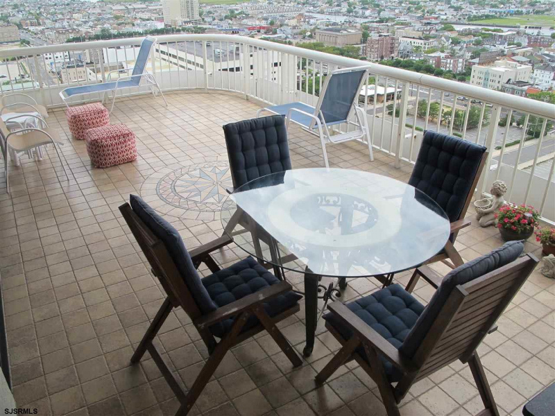 3101 Boardwalk, Atlantic City, New Jersey 08401-5101, 1 Bedroom Bedrooms, 5 Rooms Rooms,1 BathroomBathrooms,Condominium,For Sale,Boardwalk,541789
