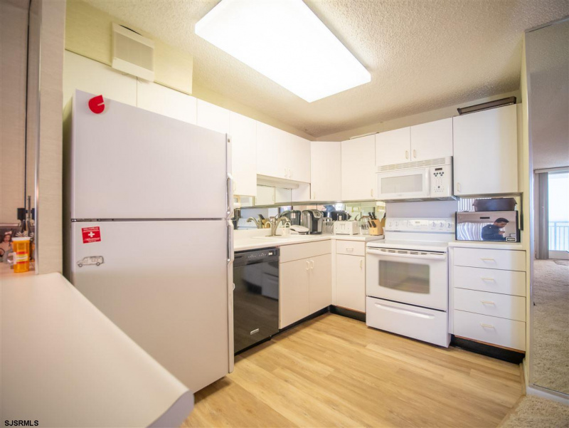 9600 Atlantic Ave. #901, Margate, New Jersey 08402, 2 Bedrooms Bedrooms, 7 Rooms Rooms,2 BathroomsBathrooms,Condominium,For Sale,Atlantic Ave. #901,541791