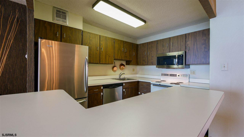 9600 Atlantic, Margate, New Jersey 08402, 2 Bedrooms Bedrooms, 5 Rooms Rooms,2 BathroomsBathrooms,Condominium,For Sale,Atlantic,541811