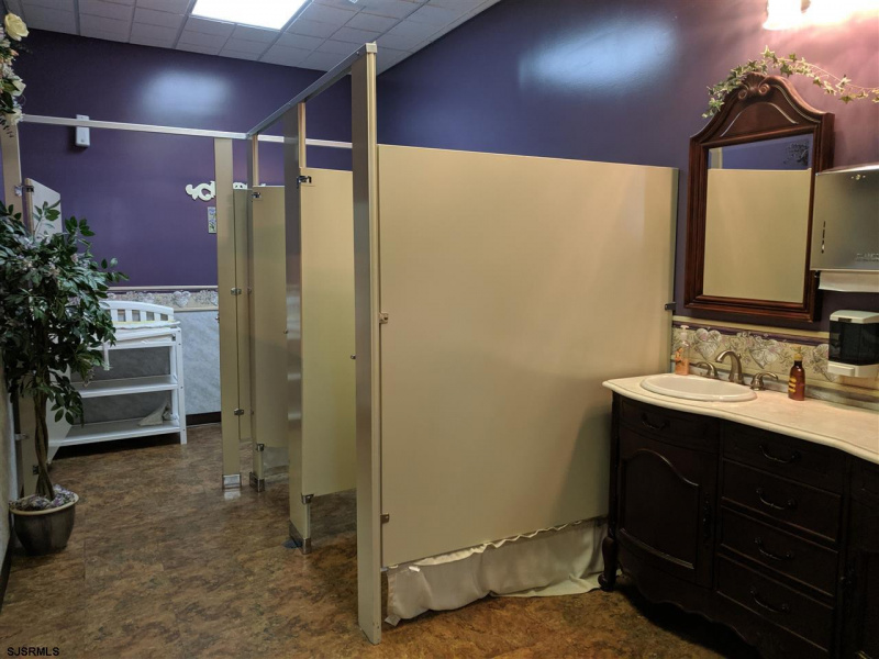 923 Washington, Pleasantville, New Jersey 08232, ,5 BathroomsBathrooms,Commercial/industrial,For Sale,Washington,541815