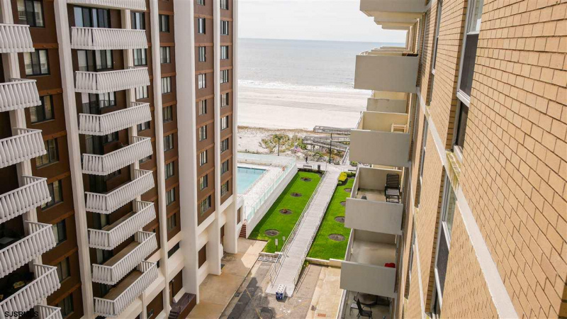 101 PLAZA, Atlantic City, New Jersey 08401, 2 Bedrooms Bedrooms, 5 Rooms Rooms,2 BathroomsBathrooms,Condominium,For Sale,PLAZA,541822
