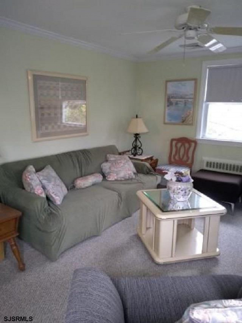 215 Wilson, New Jersey 08402, 2 Bedrooms Bedrooms, 4 Rooms Rooms,1 BathroomBathrooms,Rental non-commercial,For Sale,Wilson,541830