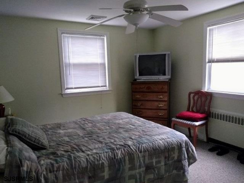 215 Wilson, New Jersey 08402, 2 Bedrooms Bedrooms, 4 Rooms Rooms,1 BathroomBathrooms,Rental non-commercial,For Sale,Wilson,541830