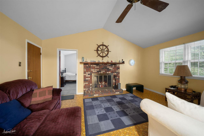 3 Hope Corson Rd, Seaville, New Jersey 08230, 4 Bedrooms Bedrooms, 9 Rooms Rooms,2 BathroomsBathrooms,Residential,For Sale,Hope Corson Rd,541827