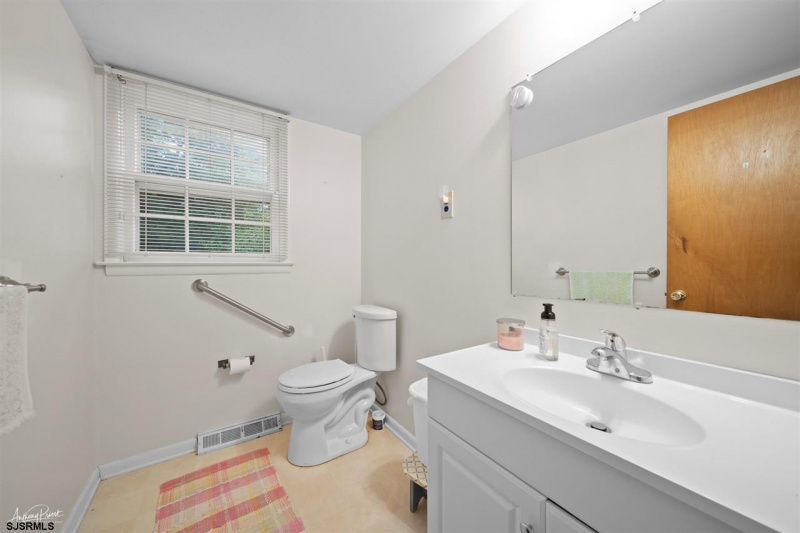3 Hope Corson Rd, Seaville, New Jersey 08230, 4 Bedrooms Bedrooms, 9 Rooms Rooms,2 BathroomsBathrooms,Residential,For Sale,Hope Corson Rd,541827